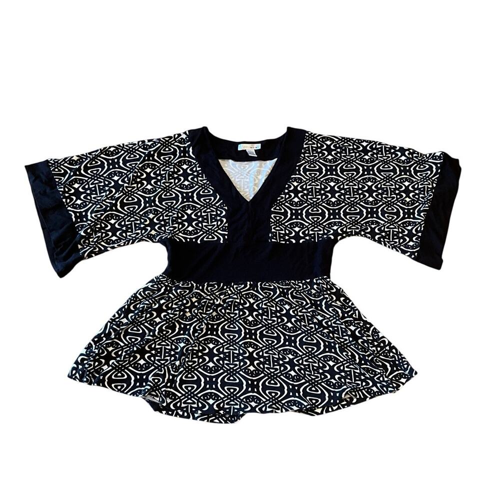 WDNY V-Neck Peplum Top Geometric Stretch Pullover Black White Womens Size L‎ NWT